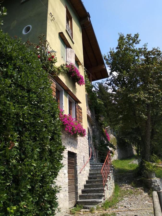Casa Caravino Apartment Varenna Bagian luar foto